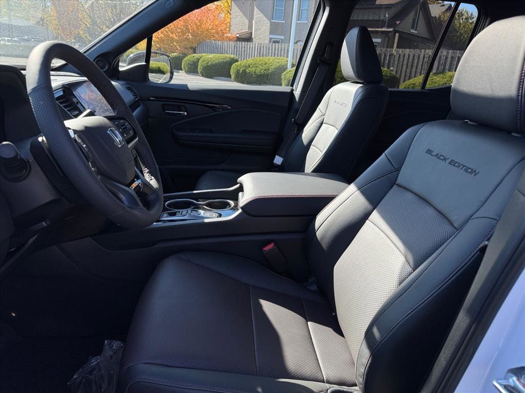 2026 Honda Ridgeline Black Edition - Photo 6