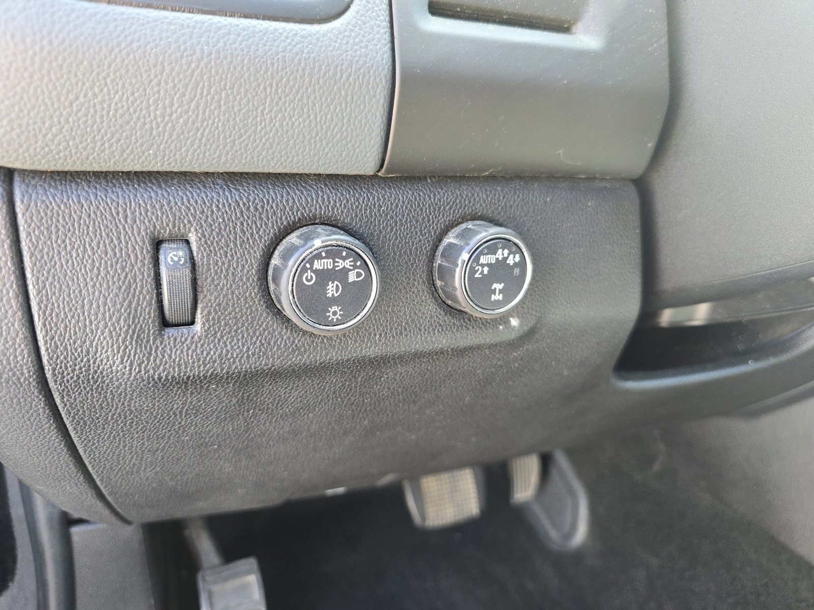 2017 Chevrolet Colorado Z71 photo 3