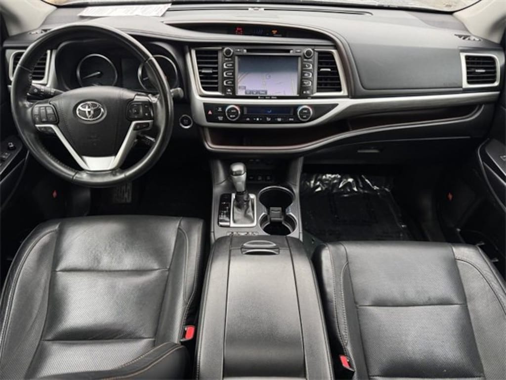 Used 2019 Toyota Highlander Limited V6 SUV