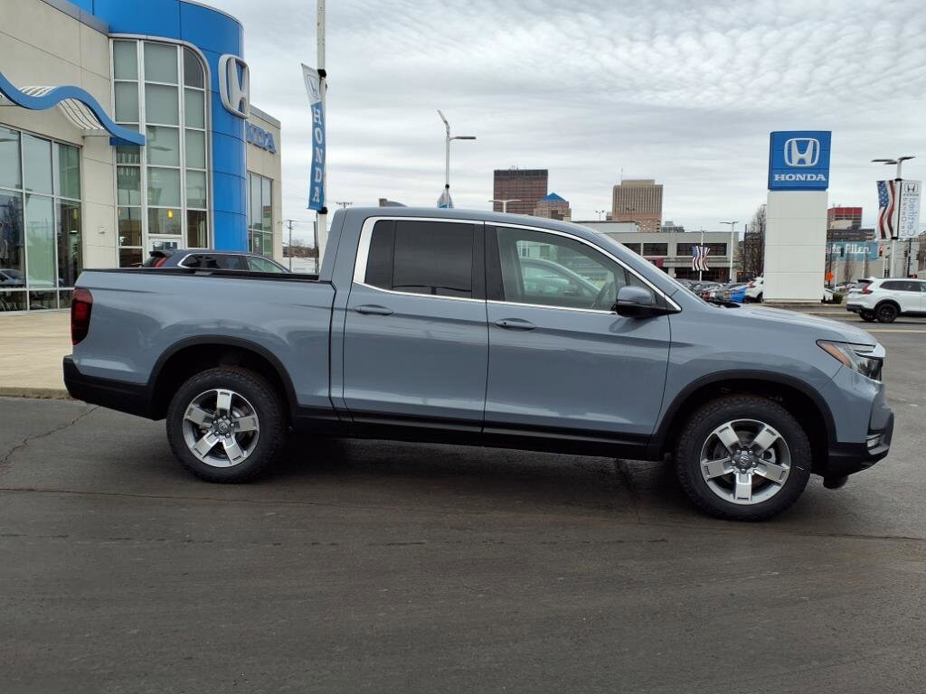 2025 Honda Ridgeline RTL photo 2