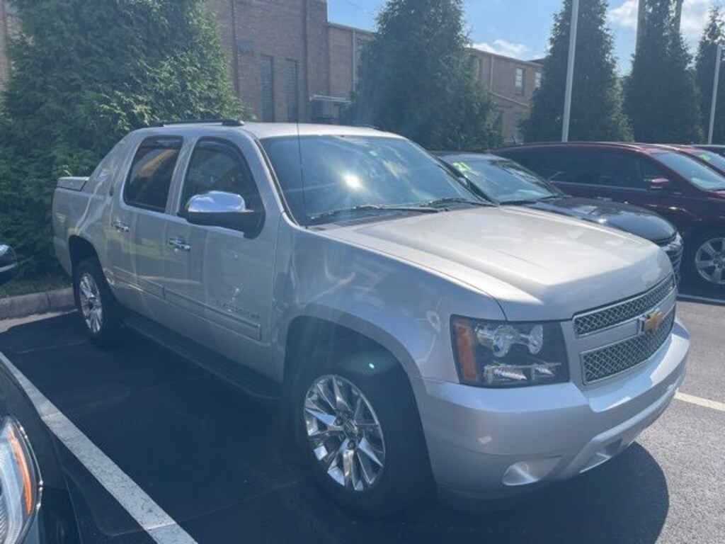 Used 2013 Chevrolet Avalanche LT Black Diamond Truck Crew Cab