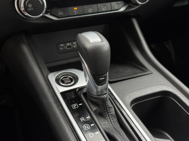 2023 Nissan Sentra SV - Photo 18