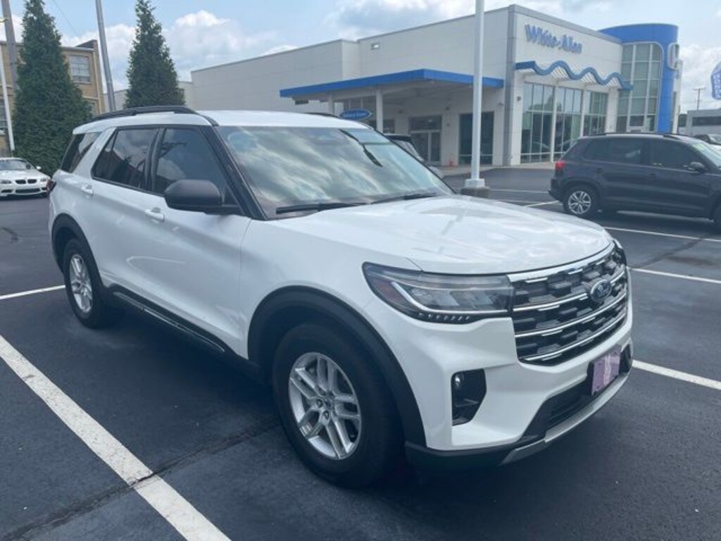 Used 2025 Ford Explorer Active SUV