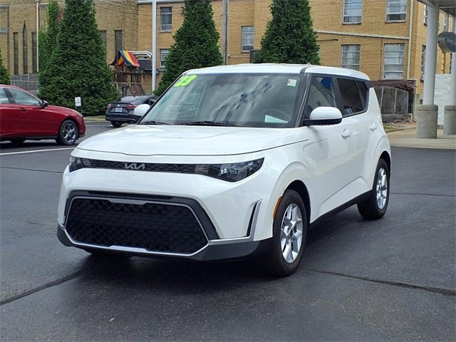 2023 Kia Soul LX photo 5
