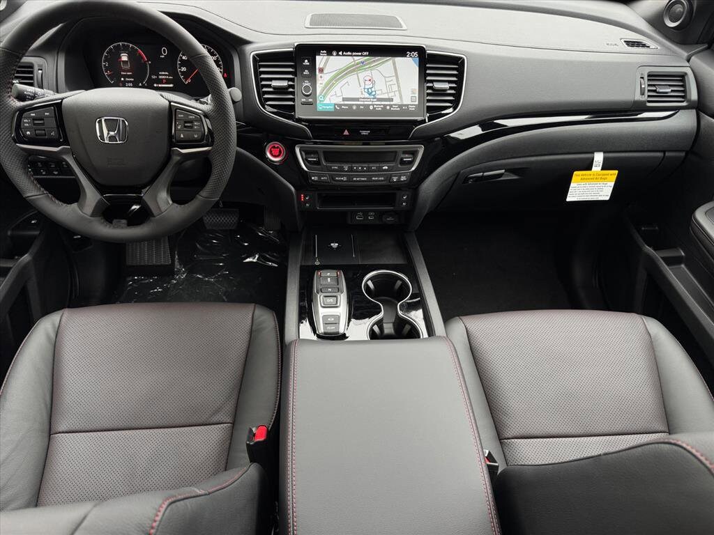 2026 Honda Ridgeline Black Edition photo 3