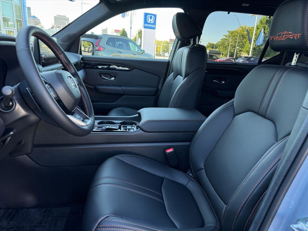 2025 Honda Pilot TrailSport - Photo 6