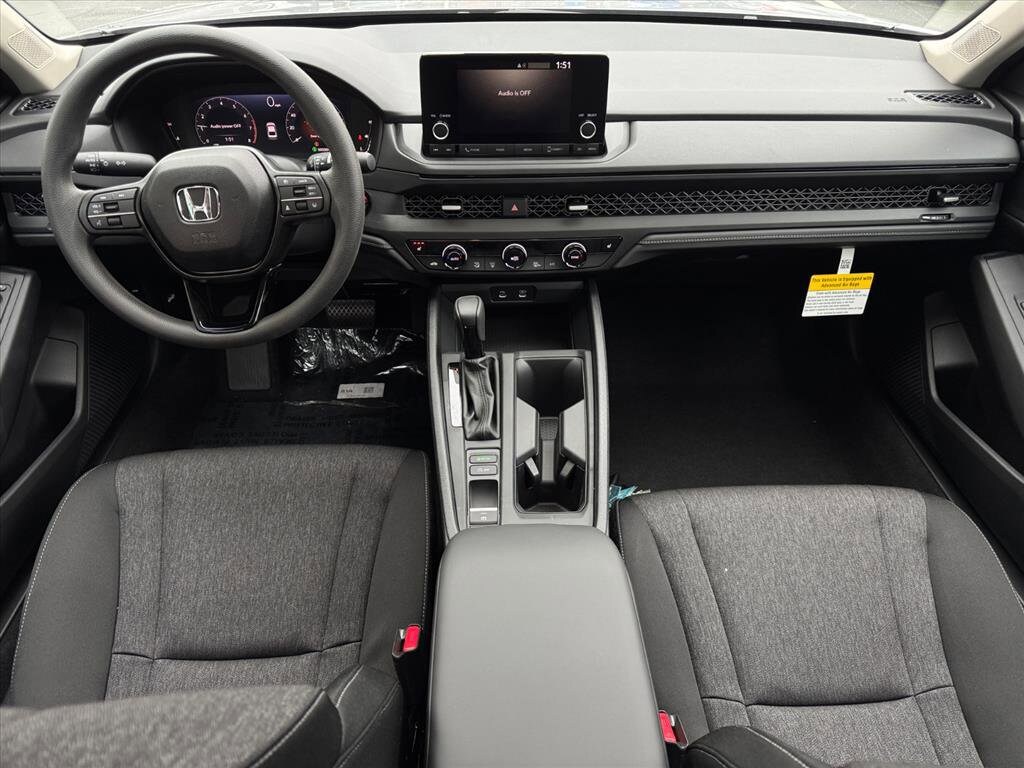 2025 Honda Accord SE photo 3