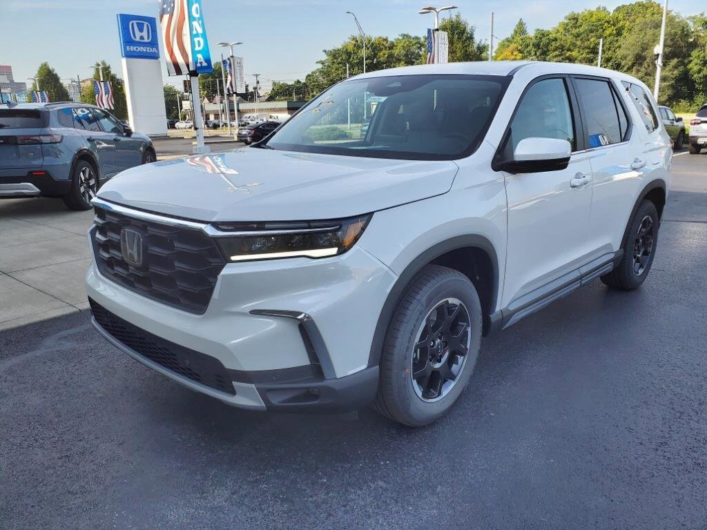 2025 Honda Pilot EX-L photo 4