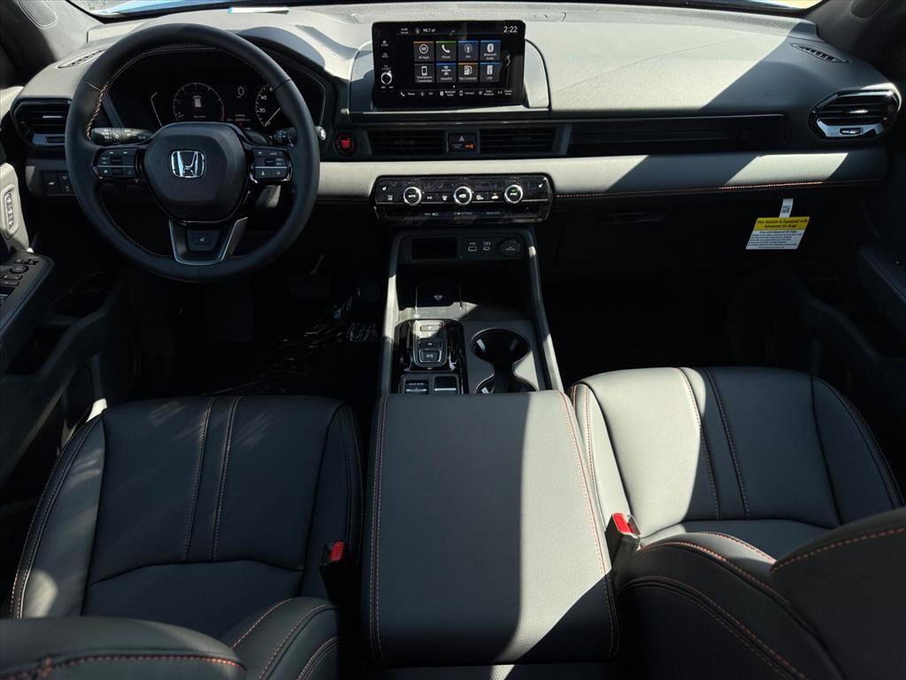 New 2025 Honda Pilot TrailSport SUV