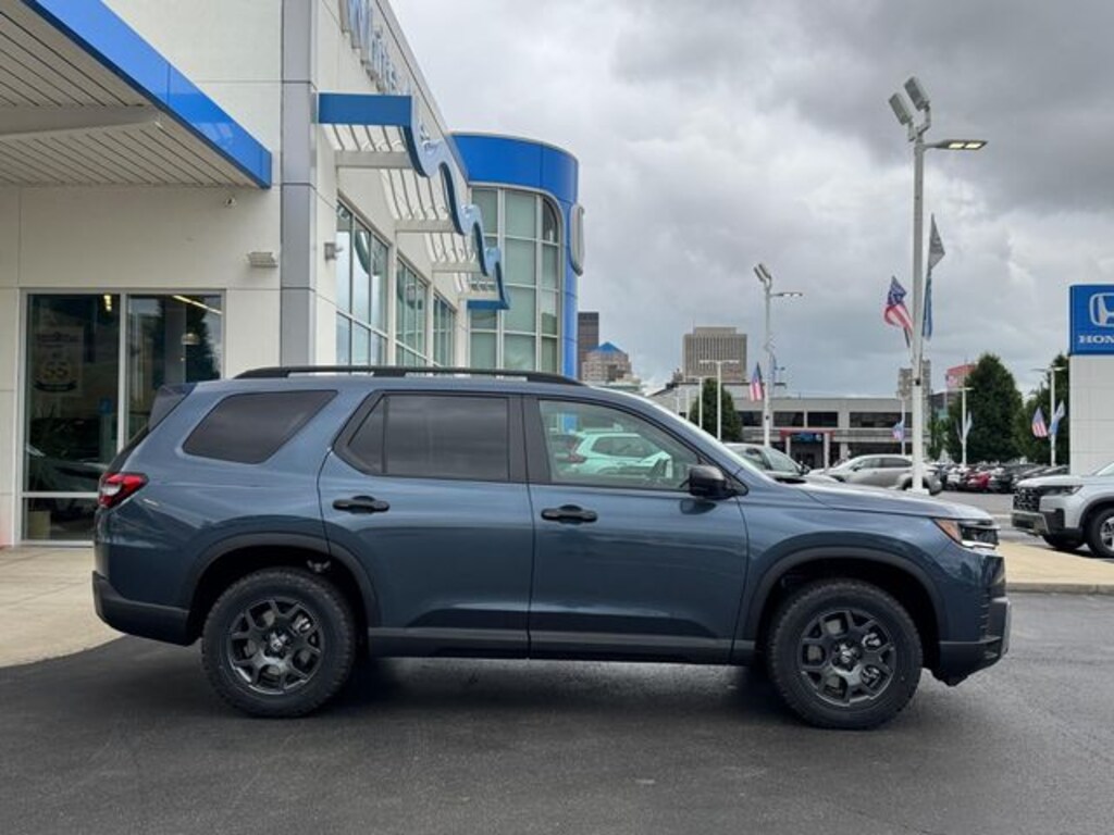 New 2026 Honda Pilot TrailSport SUV