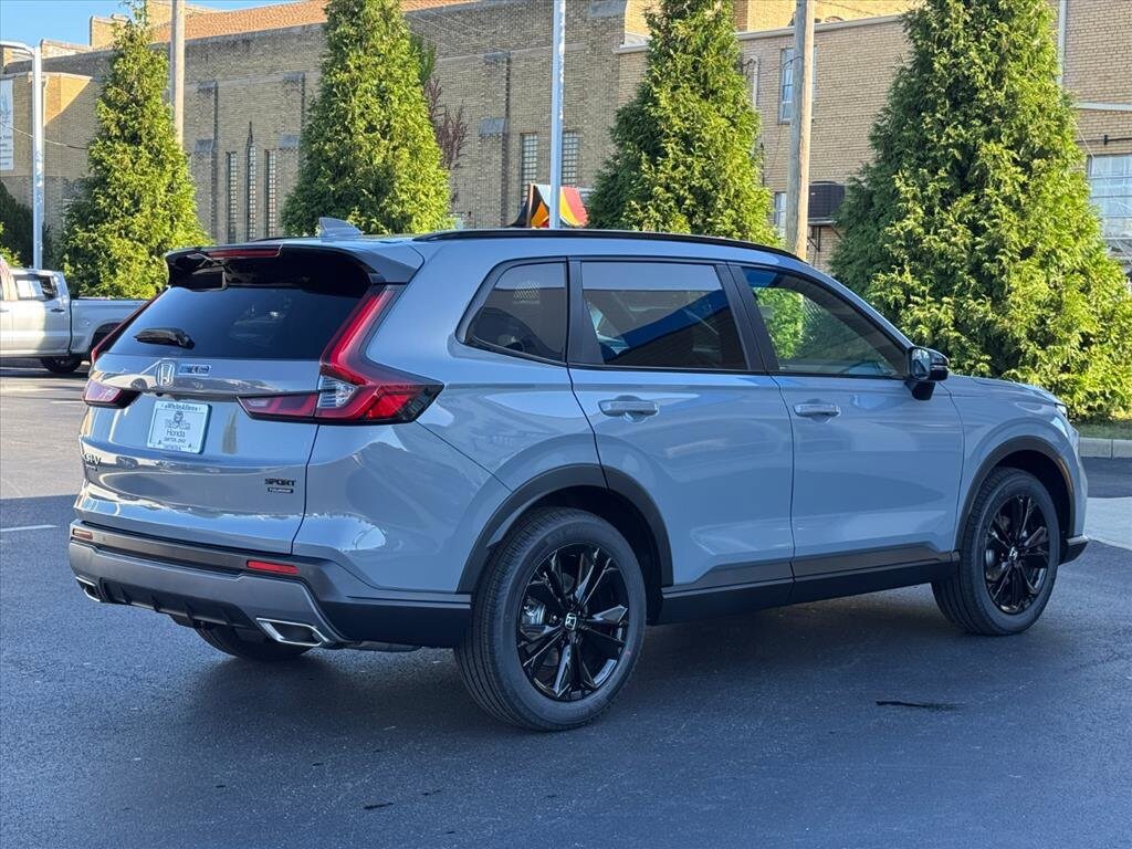 2026 Honda CR-V Hybrid Sport Touring photo 3