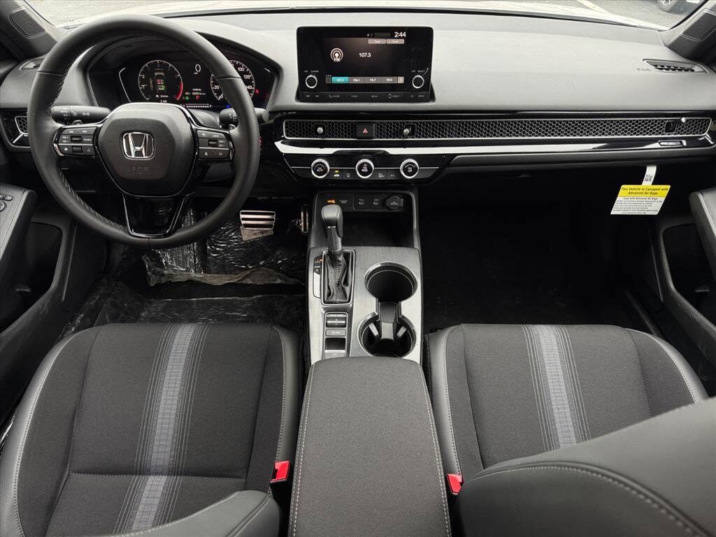 2025 Honda Civic Sport Hatchback photo 4