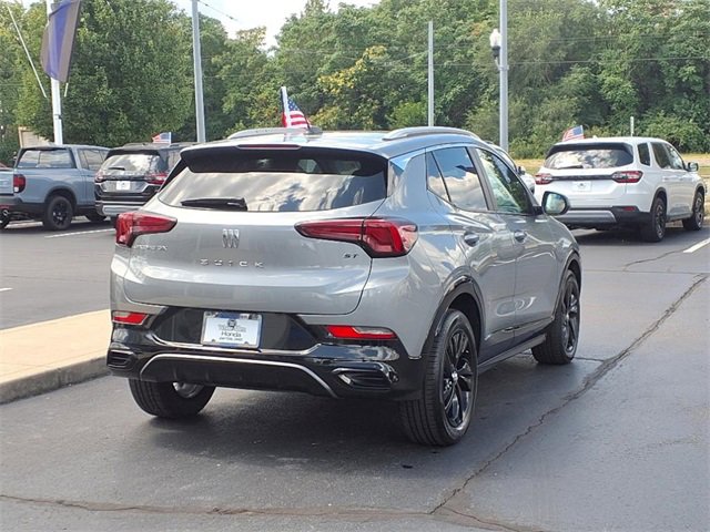 2024 Buick Encore GX Sport Touring photo 3