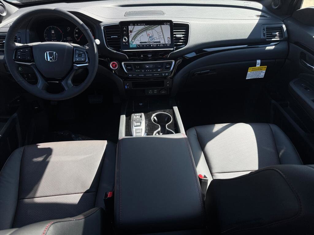 2026 Honda Ridgeline Black Edition photo 4