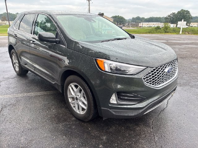Used 2024 Ford Edge SUV