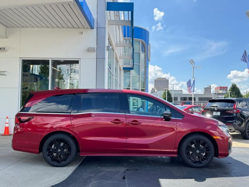 New 2026 Honda Odyssey Sport-L Van Passenger