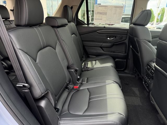 2026 Honda Pilot Touring - Photo 10