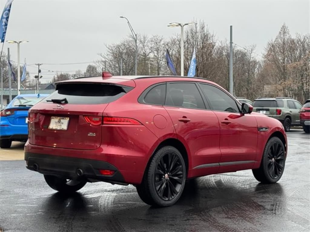 Used 2017 Jaguar F-PACE 35t R-Sport SUV