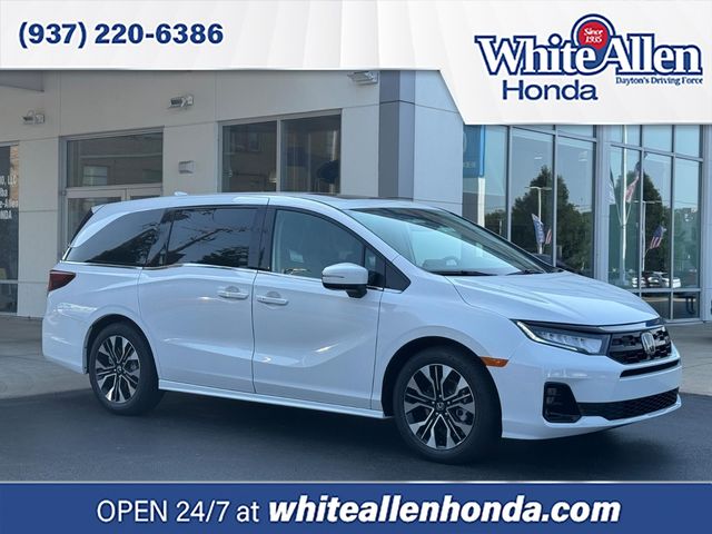 2026 Honda Odyssey Interior Features & Specs in Dayton, OH | White