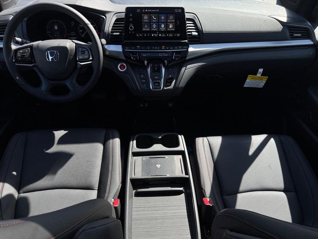 2026 Honda Odyssey photo 4