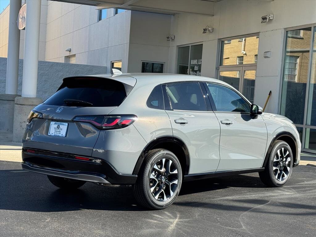 2026 Honda HR-V EX-L photo 2