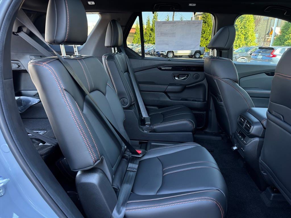 2025 Honda Pilot TrailSport - Photo 9