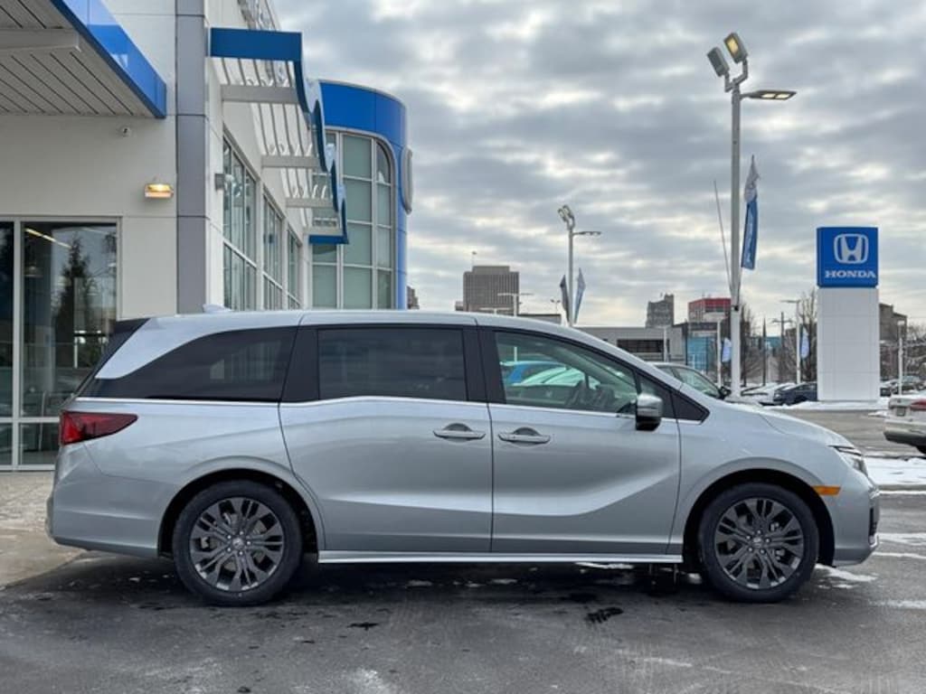 New 2026 Honda Odyssey Touring Van Passenger