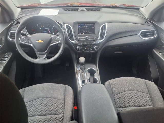 2023 Chevrolet Equinox LT photo 4