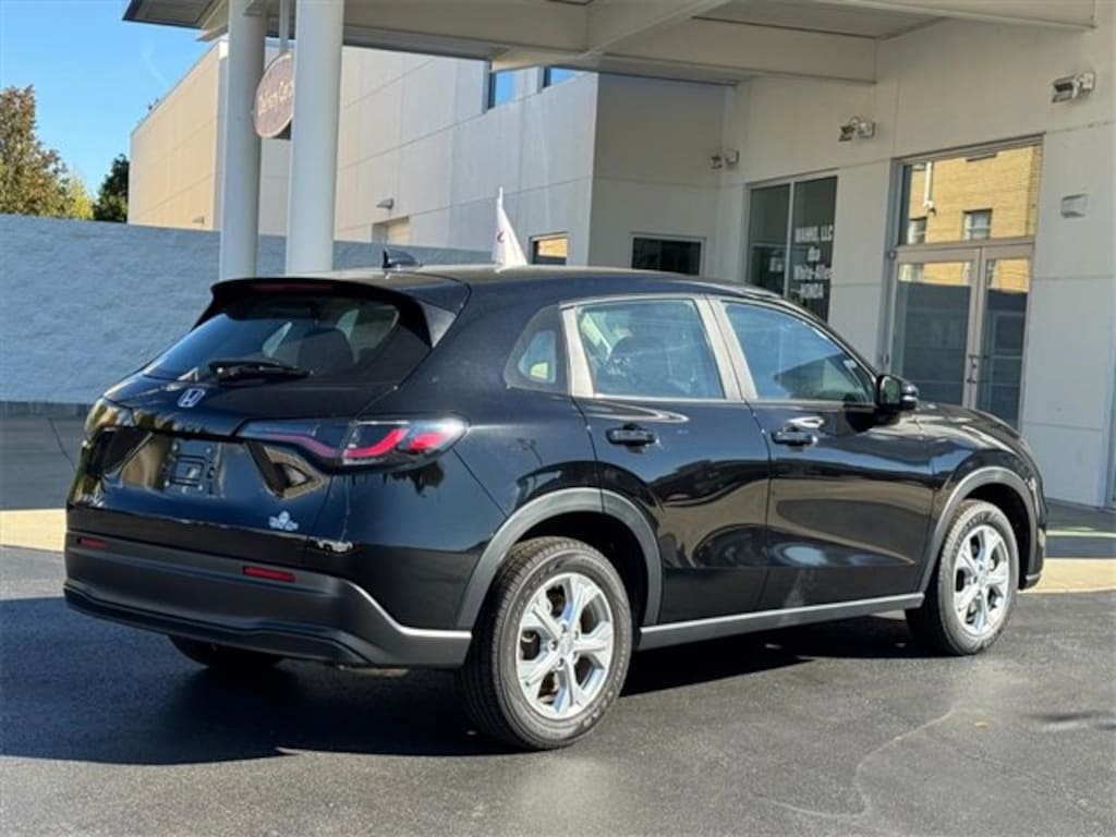 Used 2023 Honda HR-V LX 2WD SUV