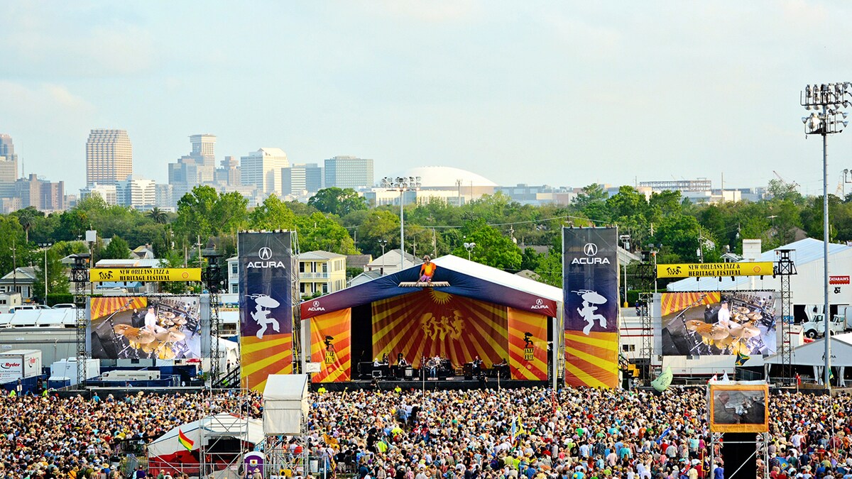 Acura Stage New Orleans Jazz and Heritage Festival - White Bear Acura dealer Highland Park MN BLOG.jpg