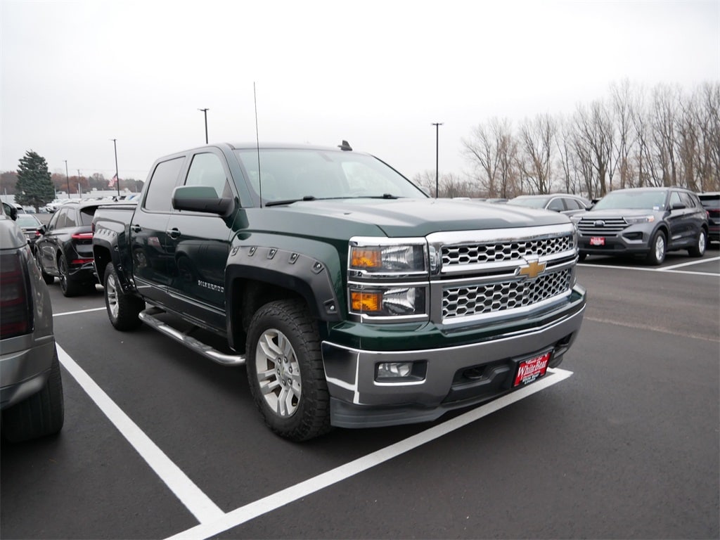 2015 Chevrolet Silverado 1500 LT photo 4