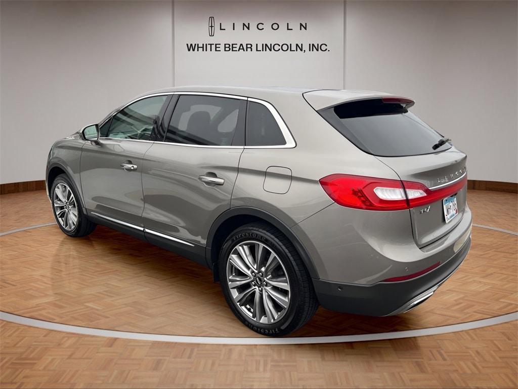 2016 Lincoln MKX Reserve photo 4