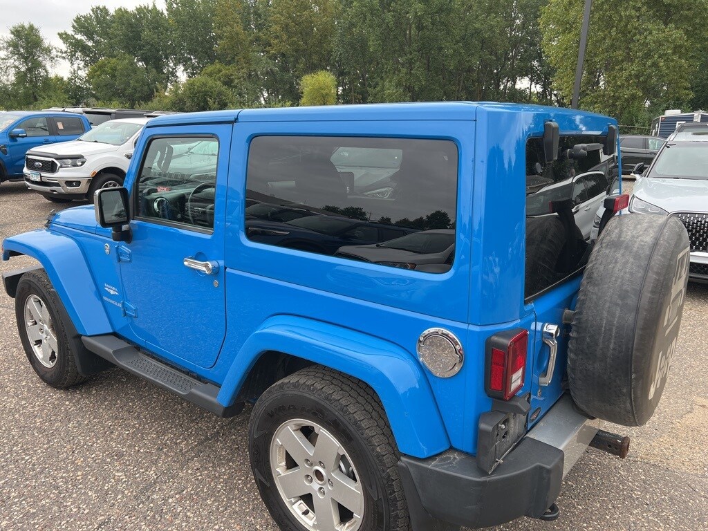 2011 Jeep Wrangler Unlimited Sahara photo 3