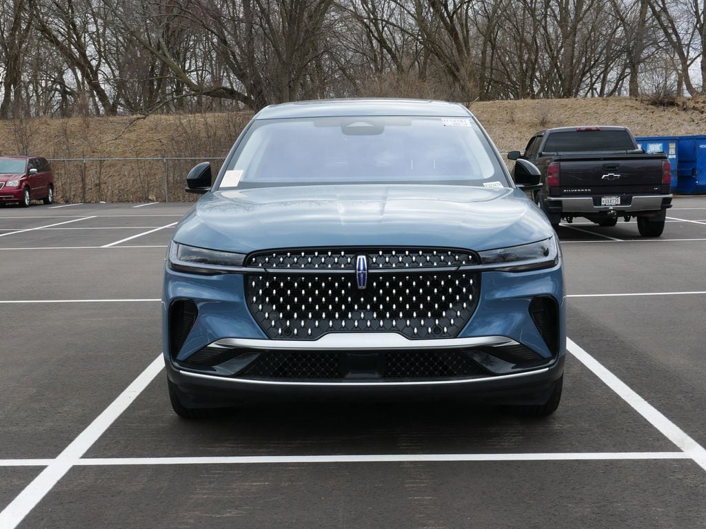 Used 2025 Lincoln Nautilus Premiere with VIN 5LMPJ8J44SJ907013 for sale in Saint Paul, Minnesota