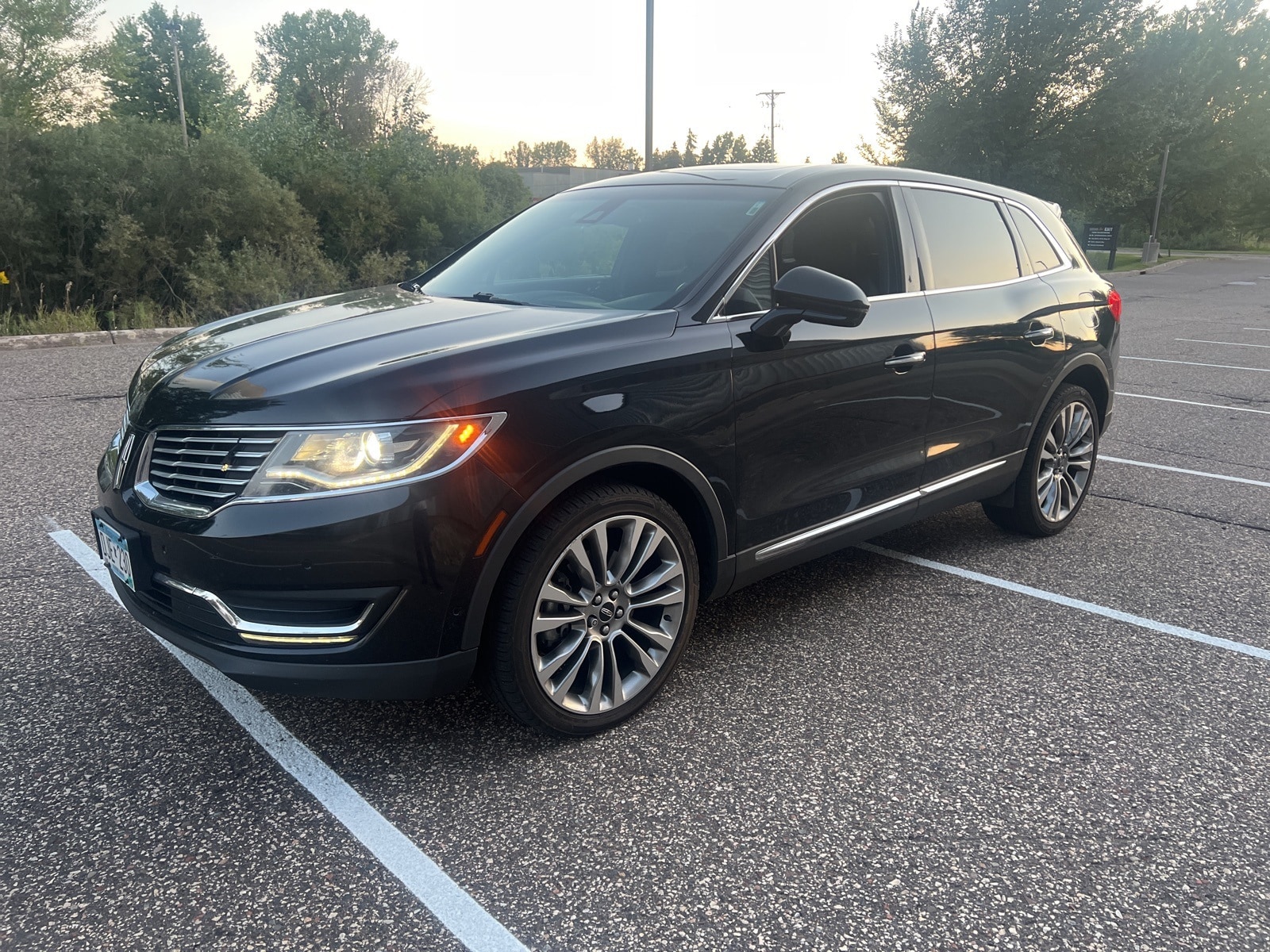 Used 2016 Lincoln MKX Reserve with VIN 2LMTJ8LP9GBL51919 for sale in Saint Paul, MN