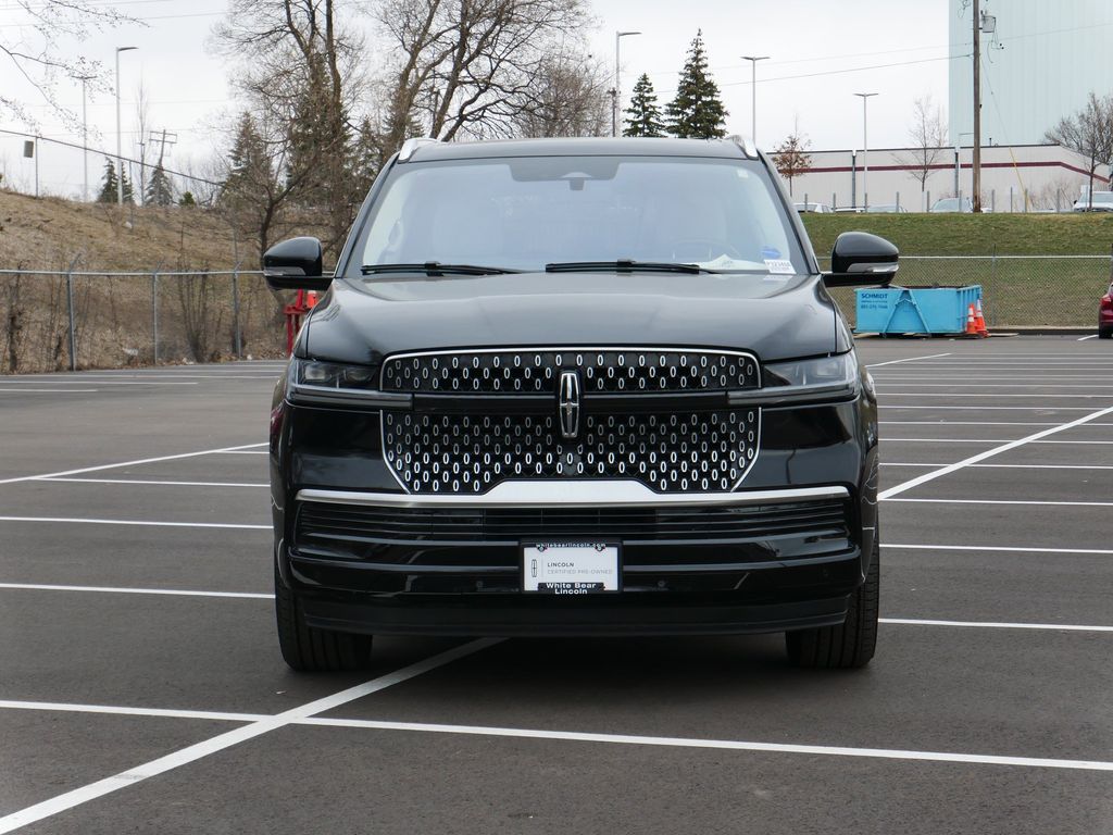 Certified 2025 Lincoln Navigator Reserve L with VIN 5LMJJ3LG9SEL00551 for sale in Saint Paul, Minnesota