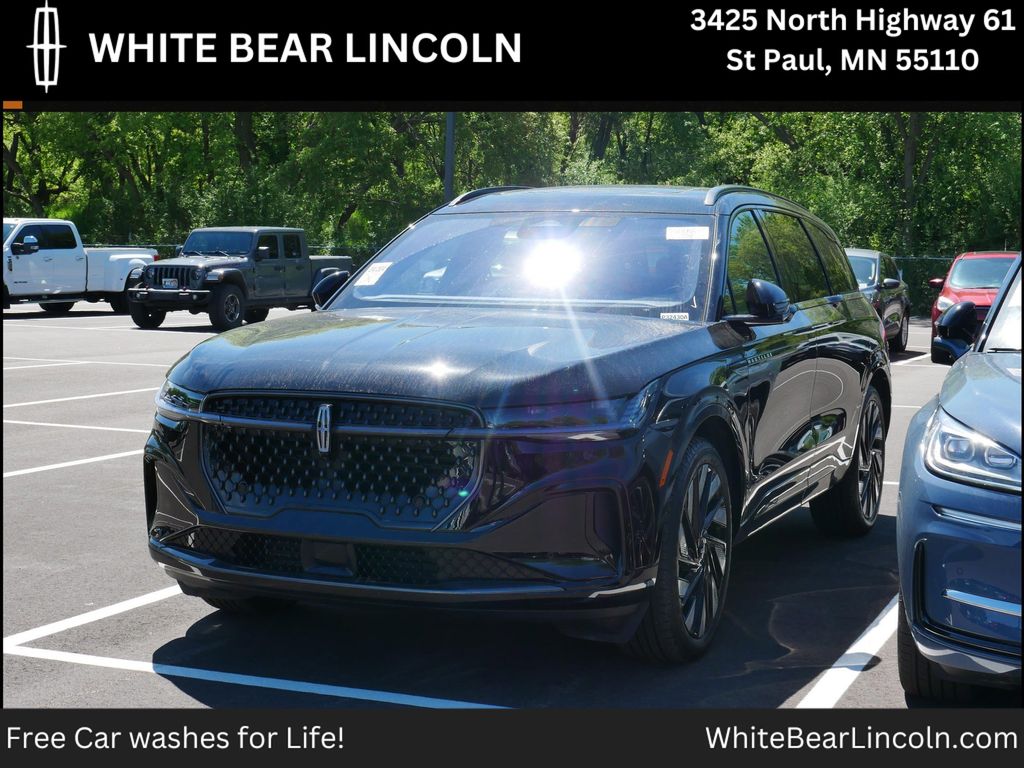 2025 Lincoln Nautilus Reserve AWD's photo