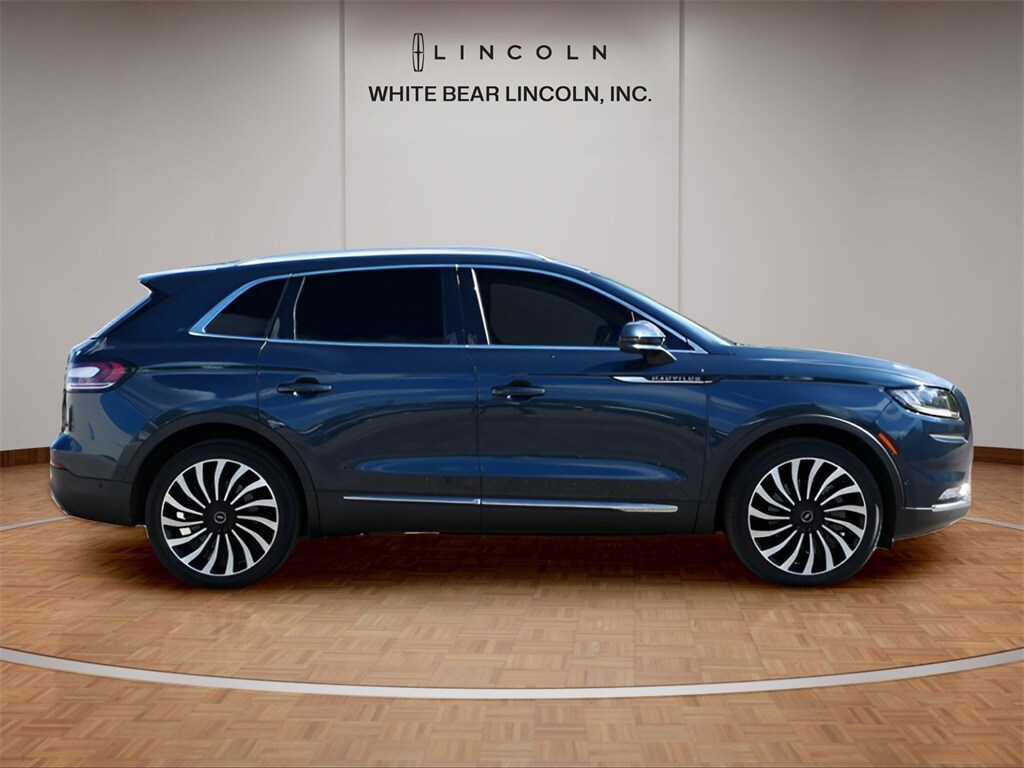 2023 Lincoln Nautilus Black Label photo 4