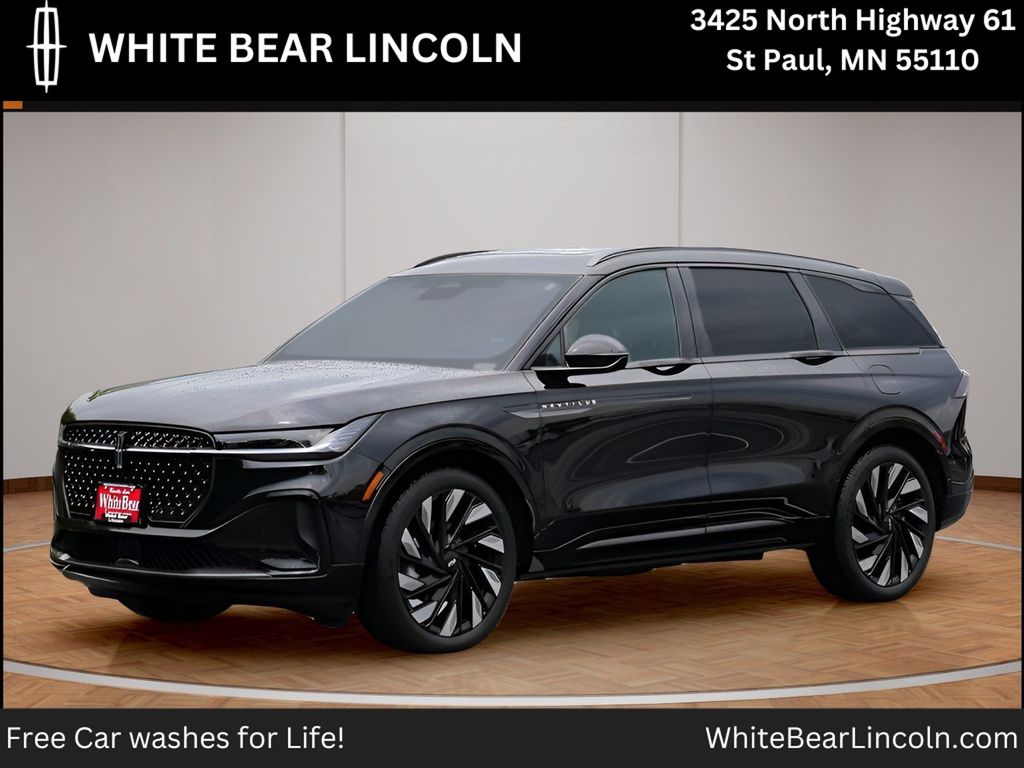 Used 2025 Lincoln Nautilus Reserve with VIN 5LMPJ8K47SJ958830 for sale in Saint Paul, Minnesota