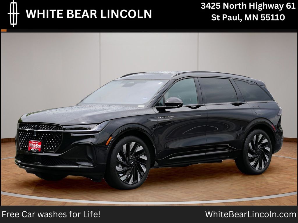 2025 Lincoln Nautilus Reserve AWD's photo