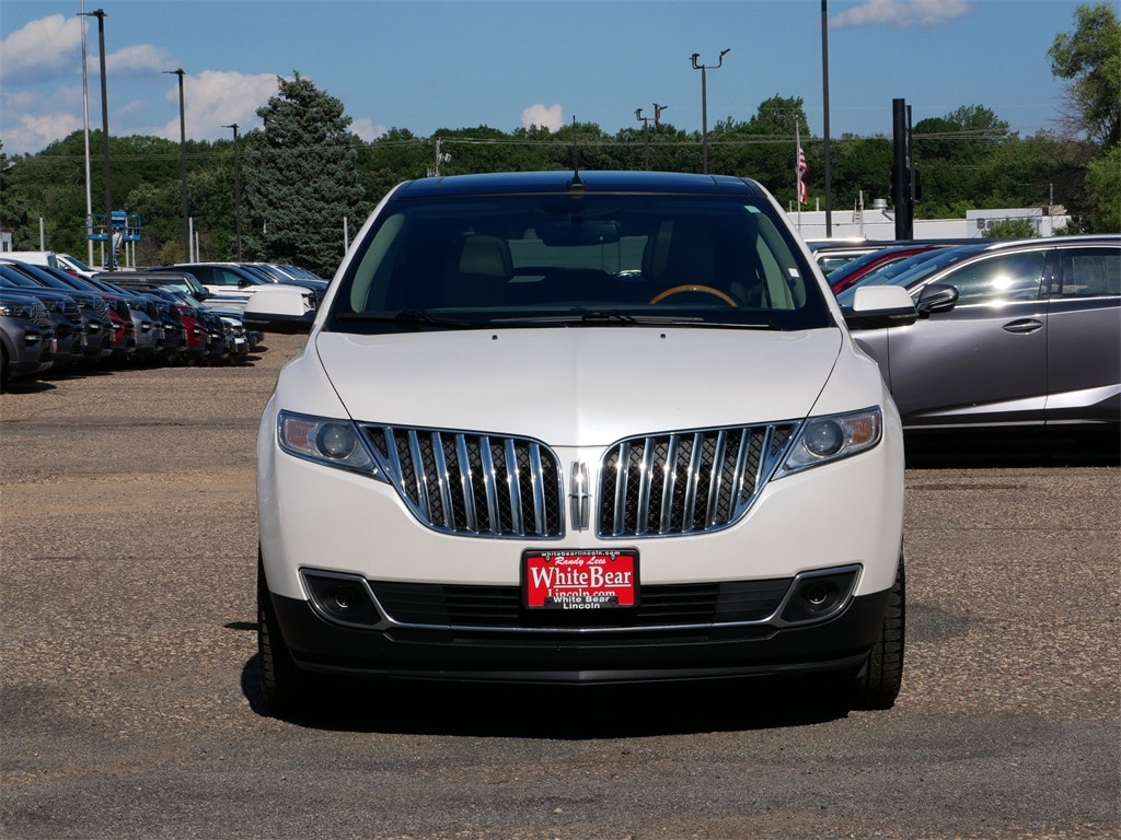 Used 2014 Lincoln MKX Base with VIN 2LMDJ8JK4EBL14981 for sale in Saint Paul, Minnesota