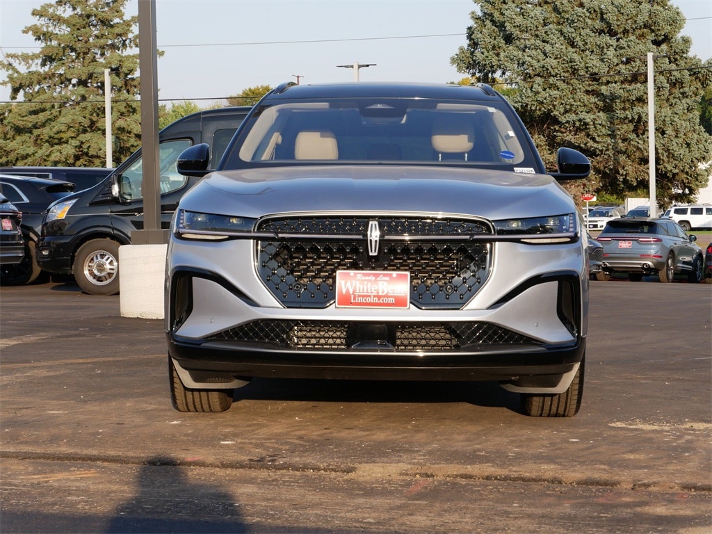 Used 2025 Lincoln Nautilus Reserve with VIN 5LMPJ8K41SJ899516 for sale in Saint Paul, Minnesota