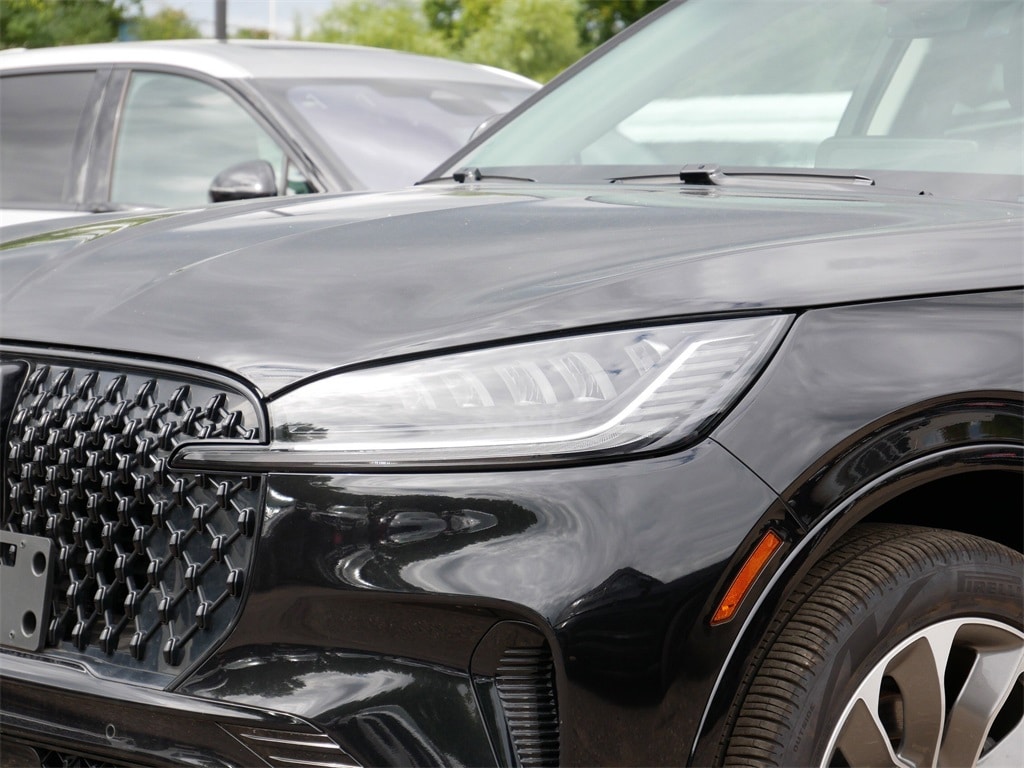 Used 2025 Lincoln Aviator Premiere with VIN 5LM5J6XC7SGL03818 for sale in Saint Paul, Minnesota