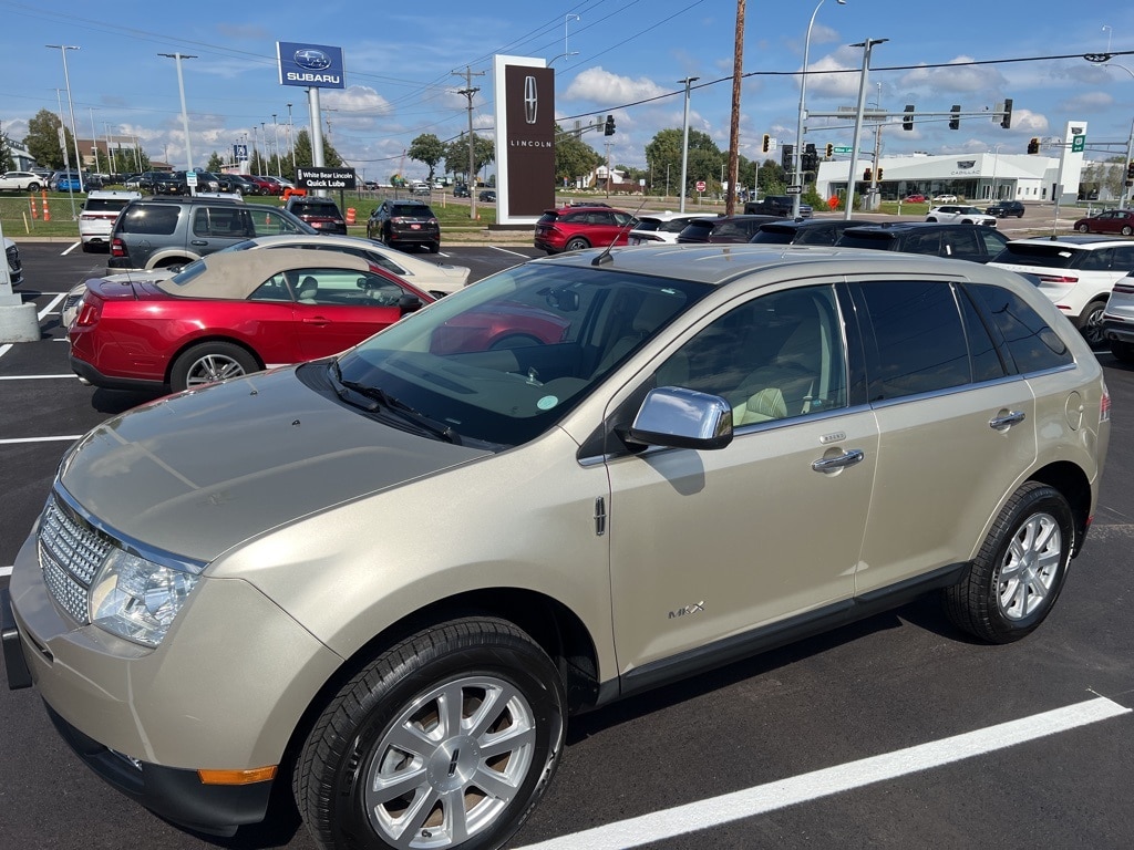 Used 2010 Lincoln MKX Base with VIN 2LMDJ6JC5ABJ10990 for sale in Saint Paul, Minnesota