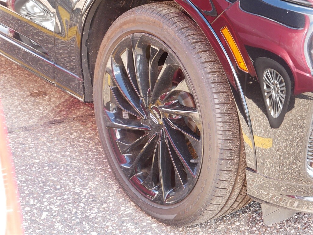 2025 Lincoln Aviator Reserve photo 3