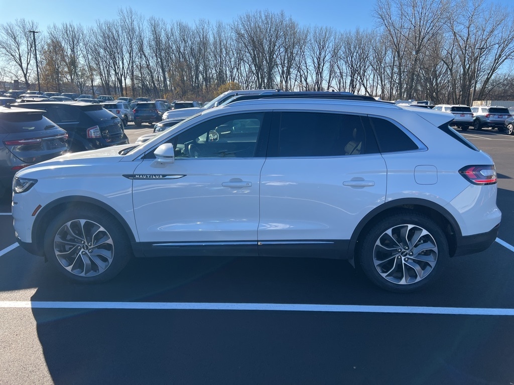 Certified 2023 Lincoln Nautilus Reserve with VIN 2LMPJ8KP5PBL27345 for sale in Saint Paul, Minnesota