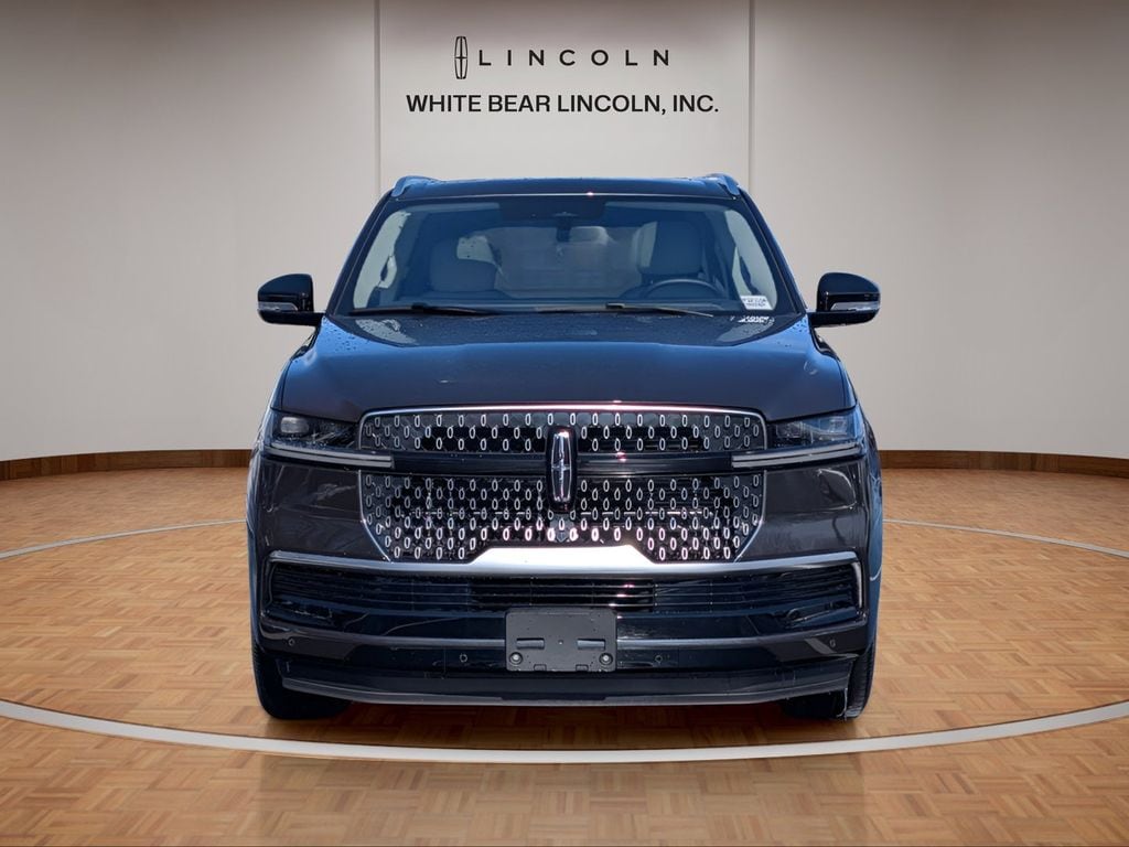 Used 2025 Lincoln Navigator Reserve with VIN 5LMJJ2LG2SEL00398 for sale in Saint Paul, Minnesota