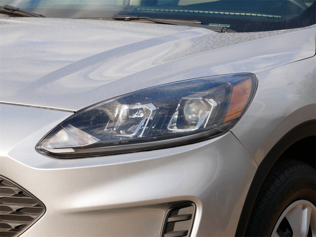 2020 Ford Escape S photo 2