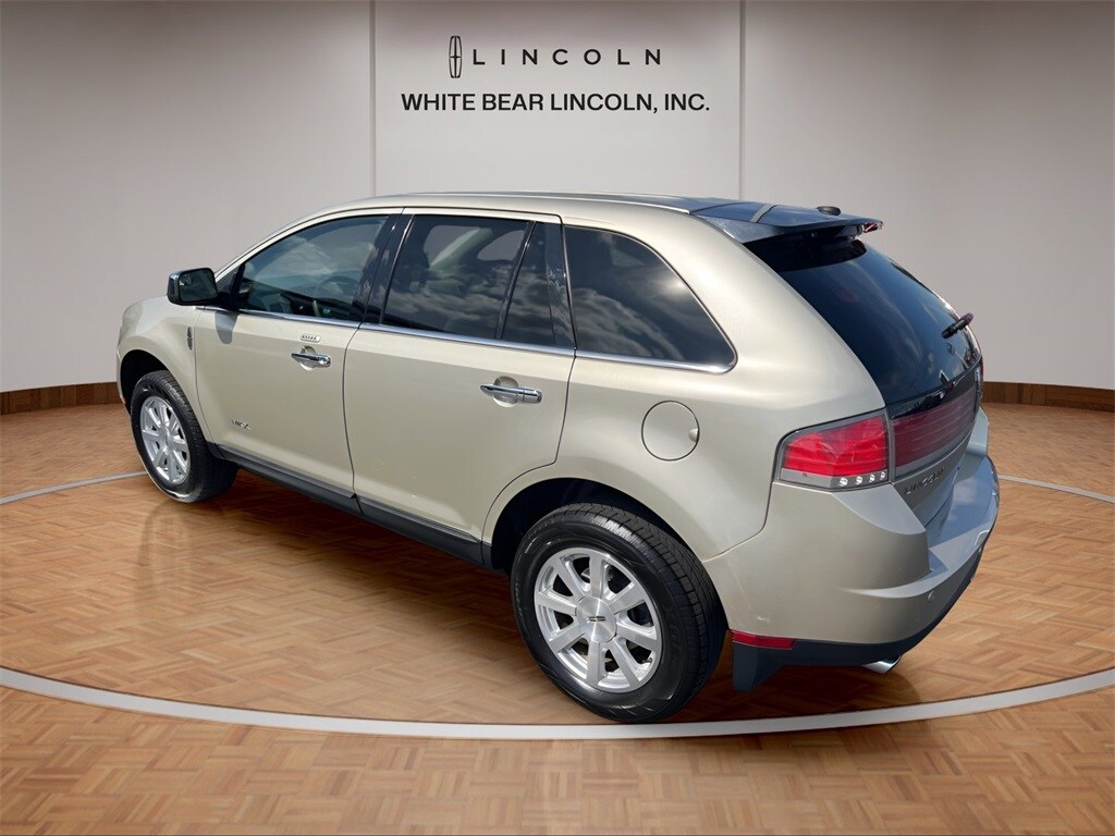 2010 Lincoln MKX Base photo 3