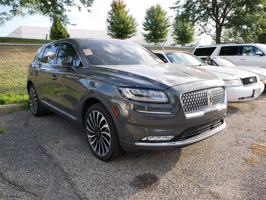 2023 Lincoln Nautilus Black Label photo 3